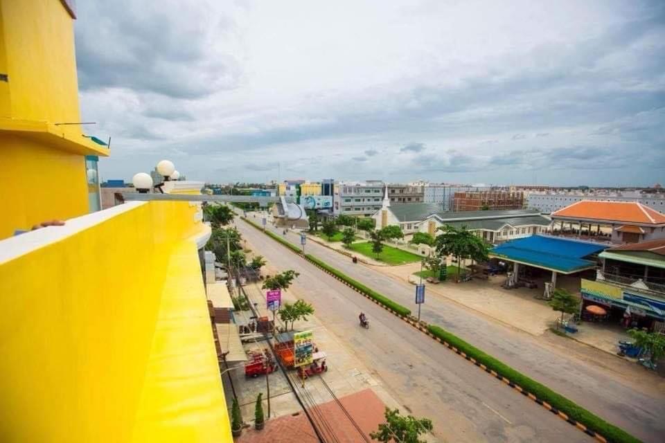 Ly Meng Hotel Battambang Exteriör bild