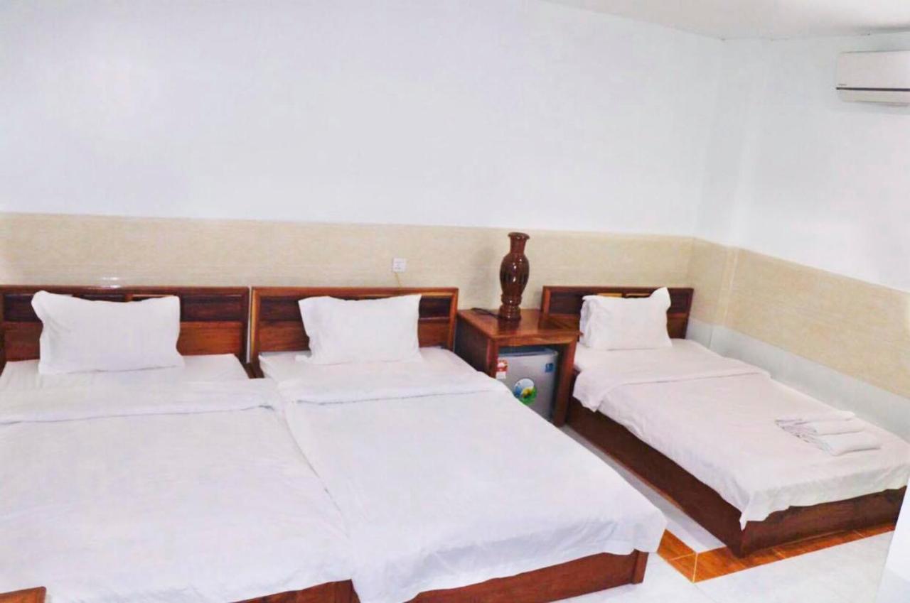 Ly Meng Hotel Battambang Exteriör bild